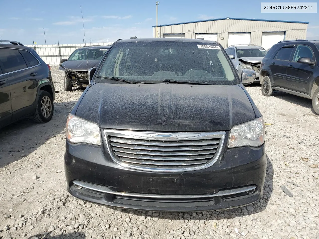 2015 Chrysler Town & Country Limited VIN: 2C4RC1JG8FR742211 Lot: 76691004