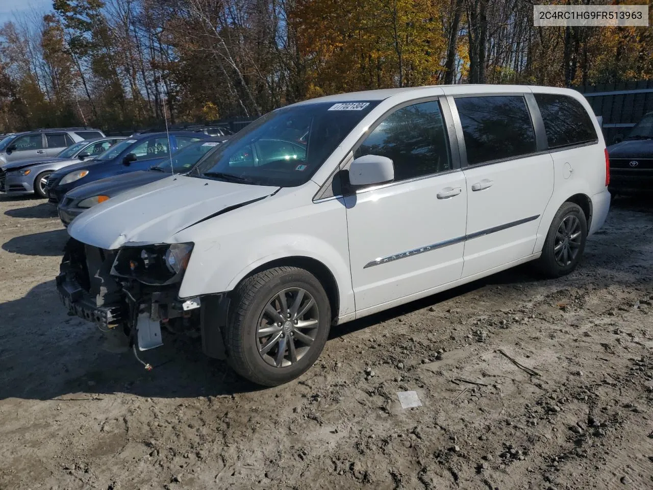 2015 Chrysler Town & Country S VIN: 2C4RC1HG9FR513963 Lot: 77021304