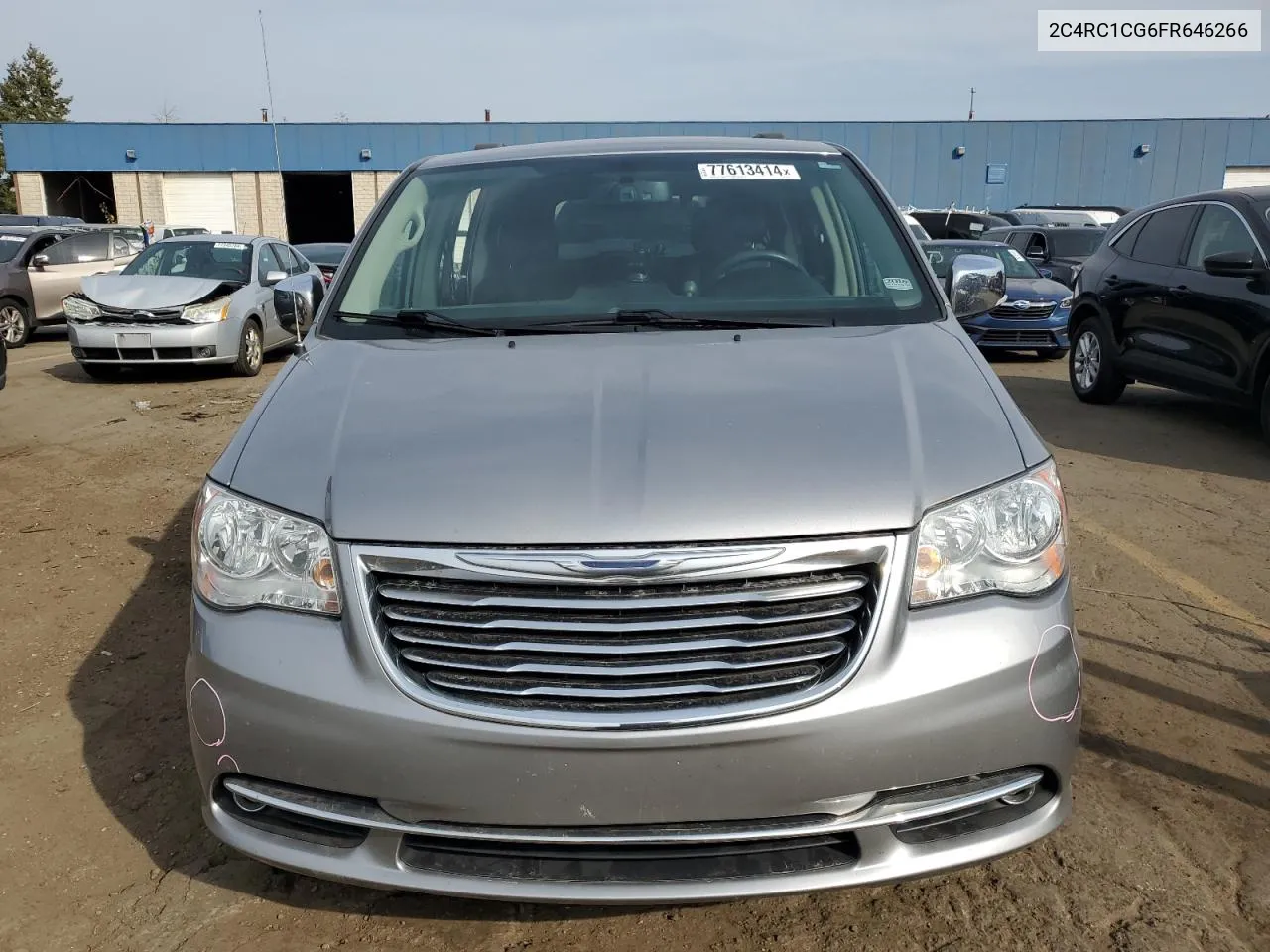 2015 Chrysler Town & Country Touring L VIN: 2C4RC1CG6FR646266 Lot: 77613414