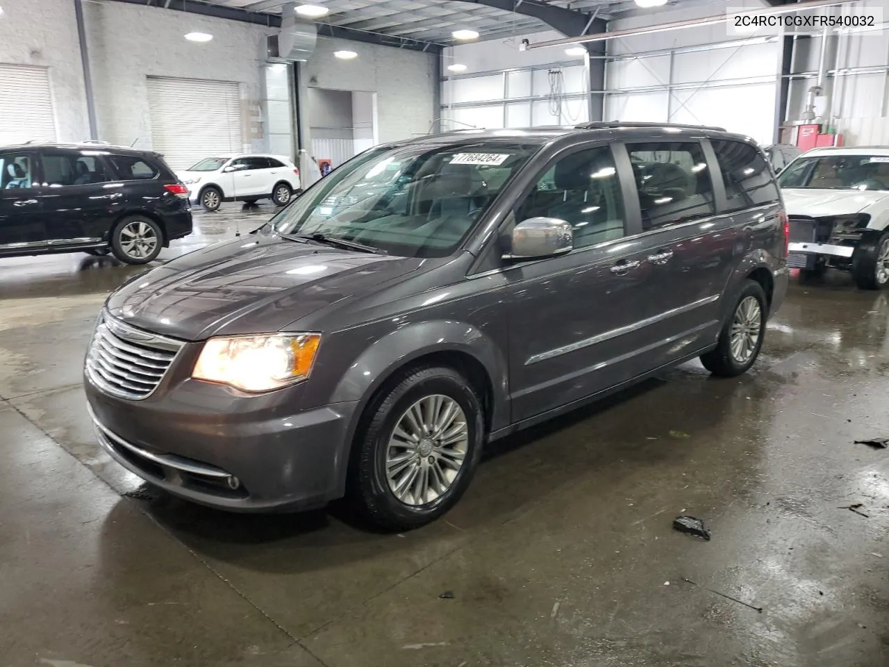 2015 Chrysler Town & Country Touring L VIN: 2C4RC1CGXFR540032 Lot: 77684264