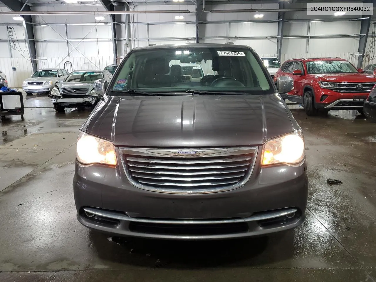 2015 Chrysler Town & Country Touring L VIN: 2C4RC1CGXFR540032 Lot: 77684264