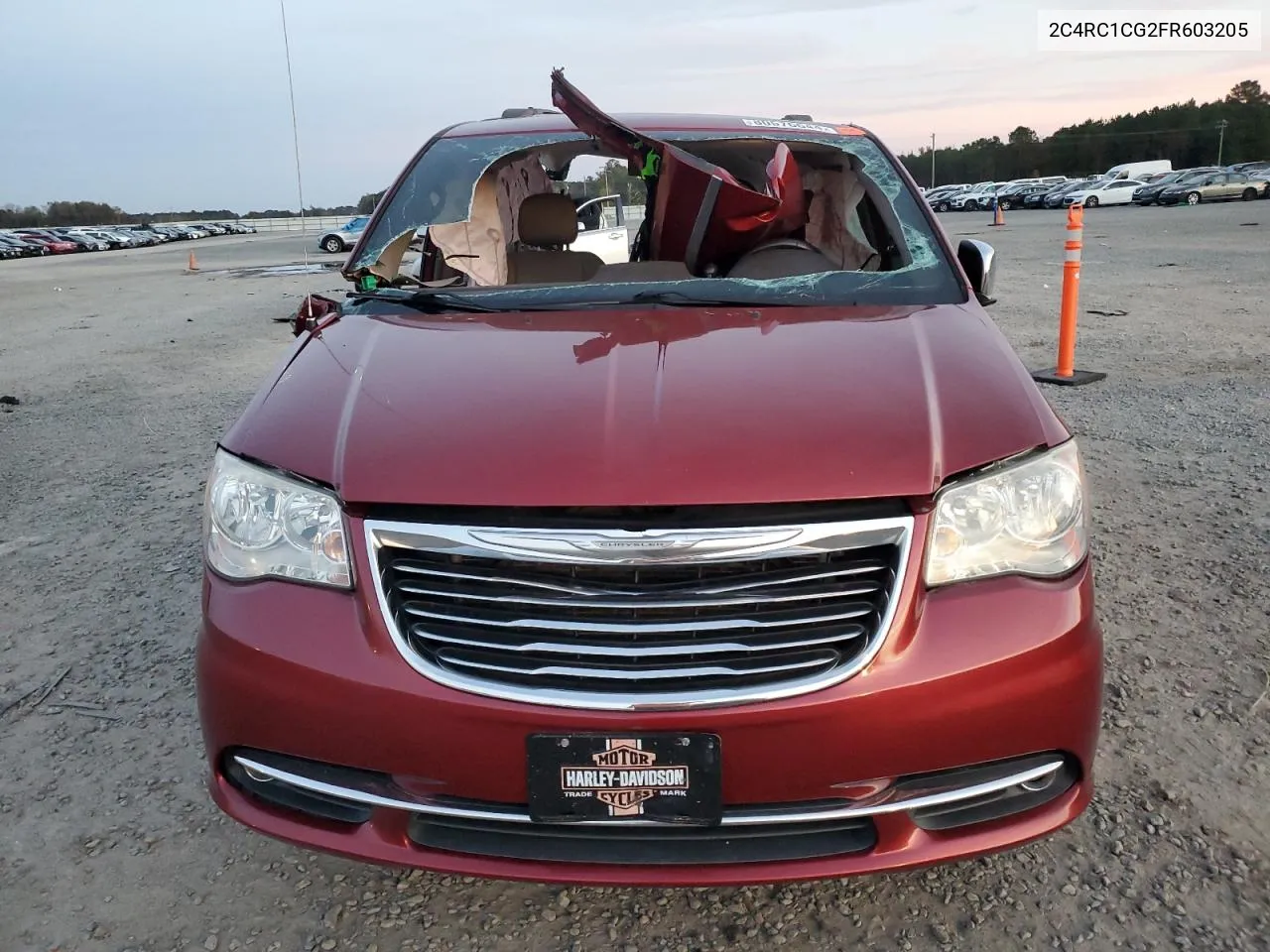 2015 Chrysler Town & Country Touring L VIN: 2C4RC1CG2FR603205 Lot: 80576644