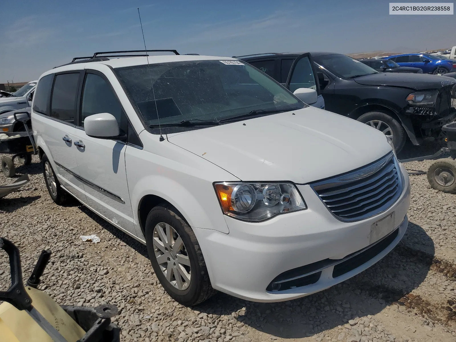 2016 Chrysler Town & Country Touring VIN: 2C4RC1BG2GR238558 Lot: 65185104