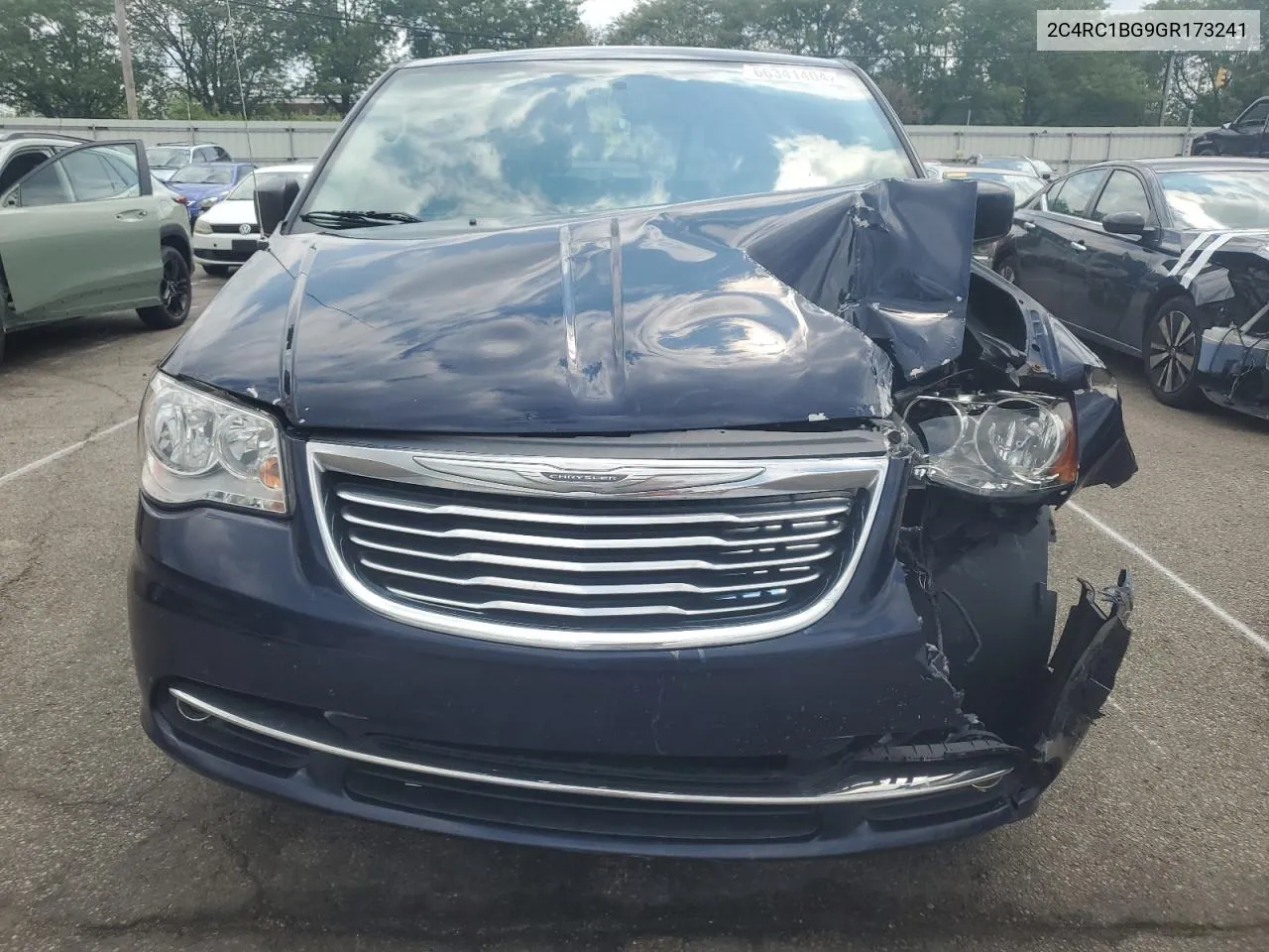 2C4RC1BG9GR173241 2016 Chrysler Town & Country Touring