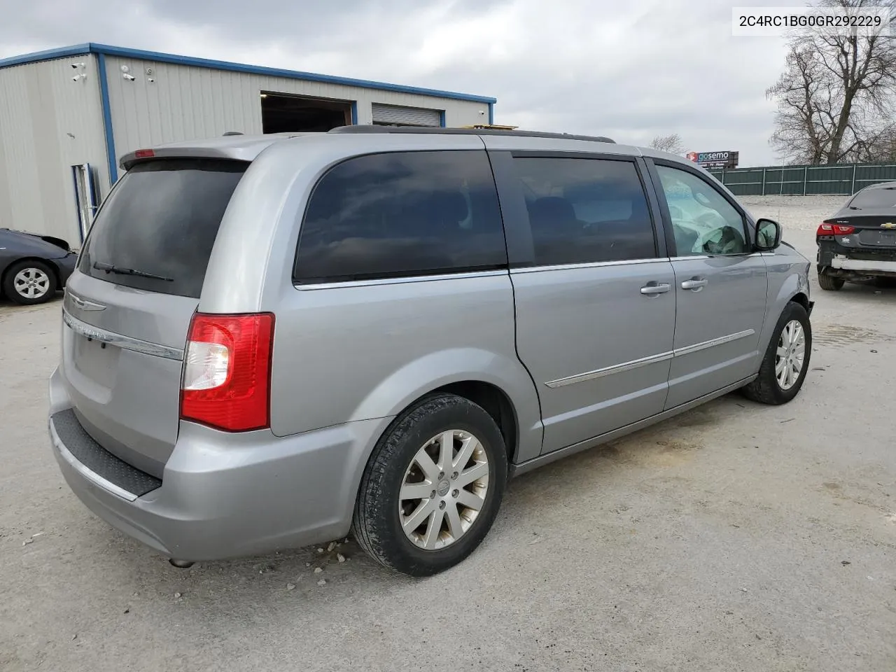 2016 Chrysler Town & Country Touring VIN: 2C4RC1BG0GR292229 Lot: 66702584