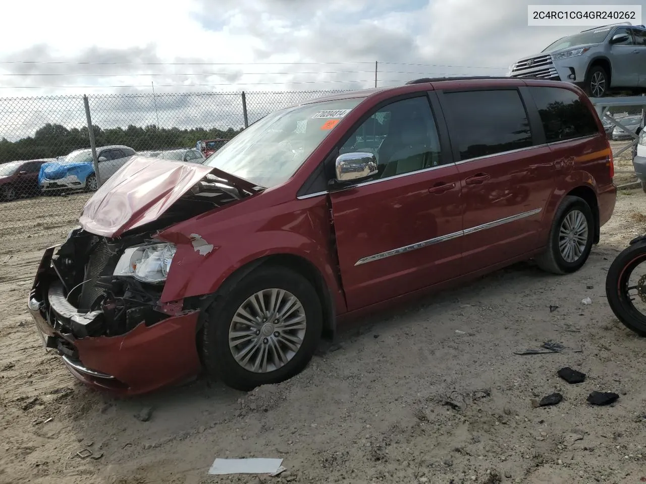 2016 Chrysler Town & Country Touring L VIN: 2C4RC1CG4GR240262 Lot: 70204814