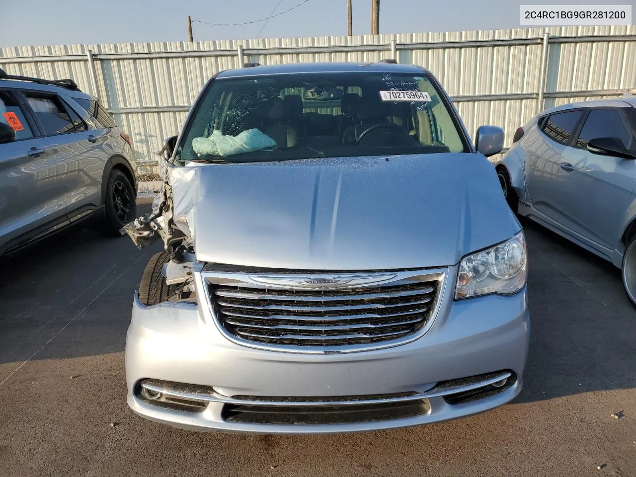 2C4RC1BG9GR281200 2016 Chrysler Town & Country Touring