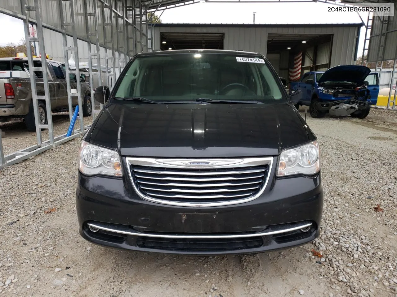 2016 Chrysler Town & Country Touring VIN: 2C4RC1BG6GR281090 Lot: 76374144