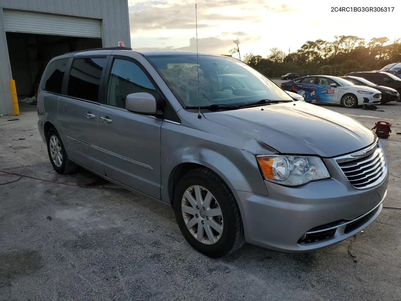 2016 Chrysler Town & Country Touring VIN: 2C4RC1BG3GR306317 Lot: 77499944