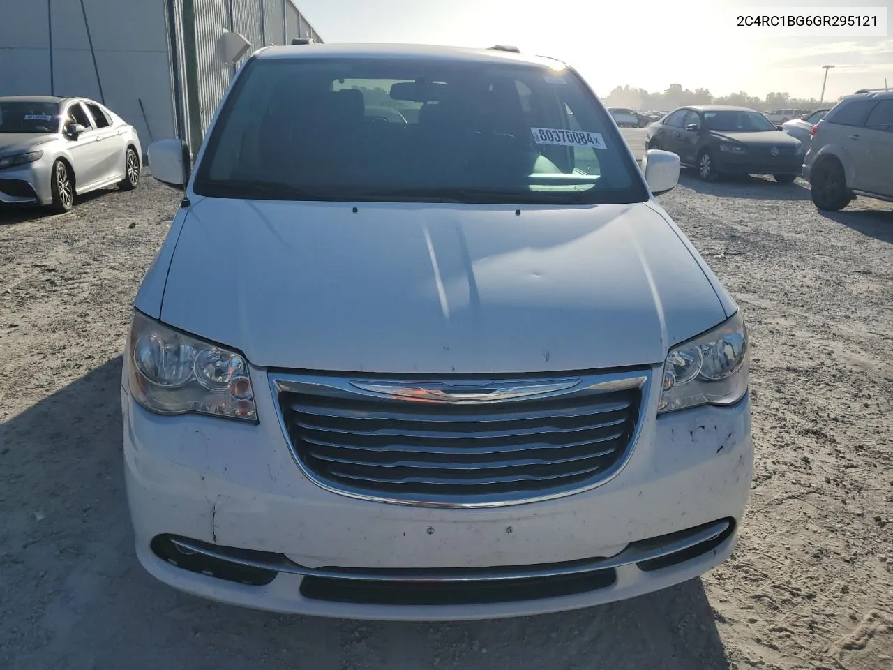 2016 Chrysler Town & Country Touring VIN: 2C4RC1BG6GR295121 Lot: 80370084