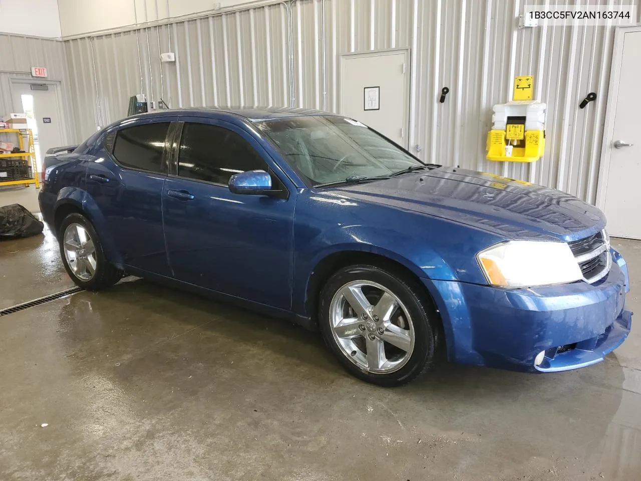 2010 Dodge Avenger R/T VIN: 1B3CC5FV2AN163744 Lot: 75727934