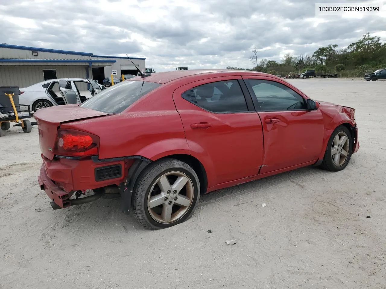 2011 Dodge Avenger Lux VIN: 1B3BD2FG3BN519399 Lot: 80647144