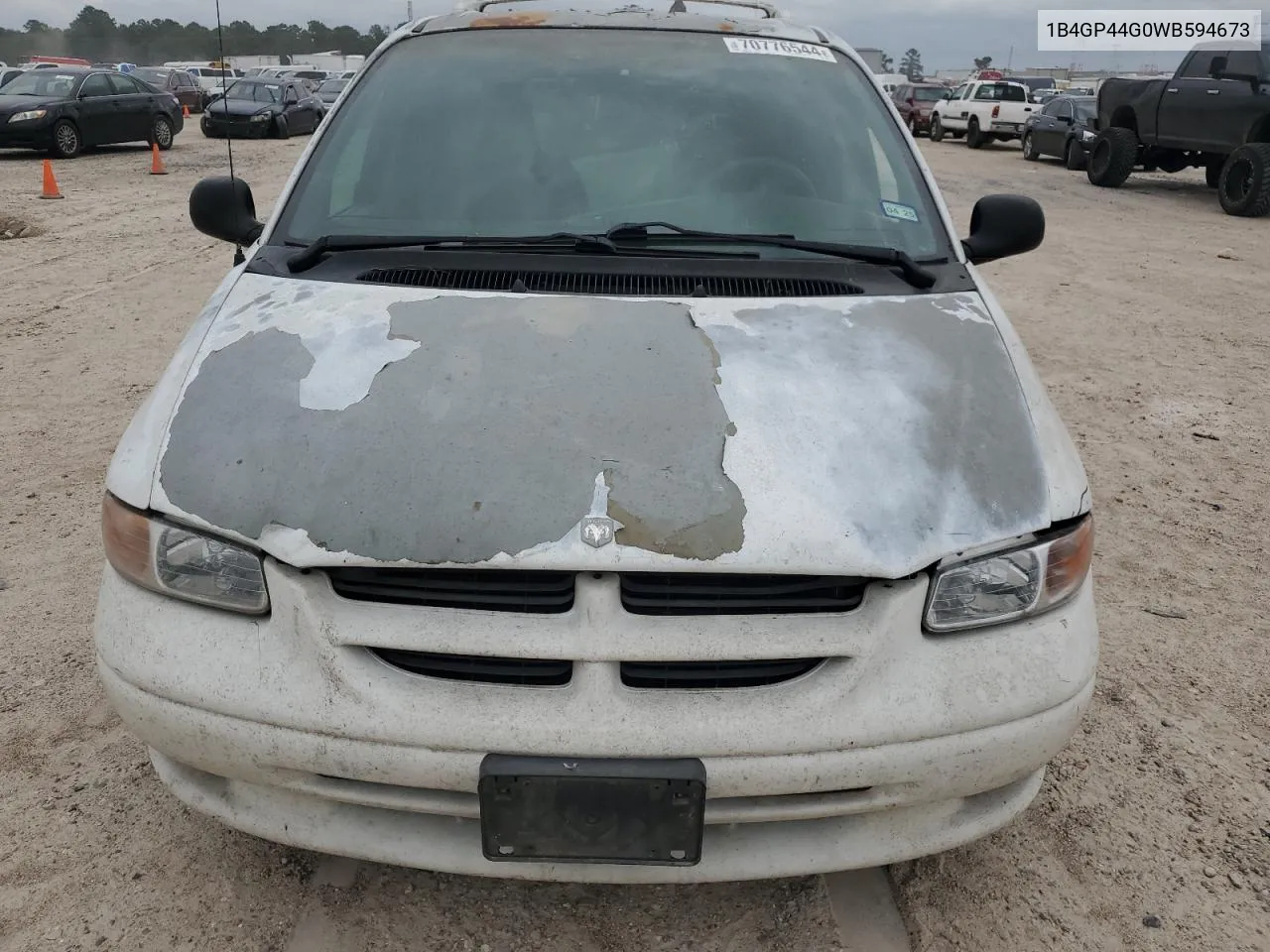 1998 Dodge Grand Caravan Se VIN: 1B4GP44G0WB594673 Lot: 70776544