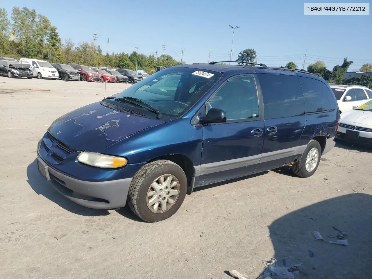 2000 Dodge Grand Caravan Se VIN: 1B4GP44G7YB772212 Lot: 75664674