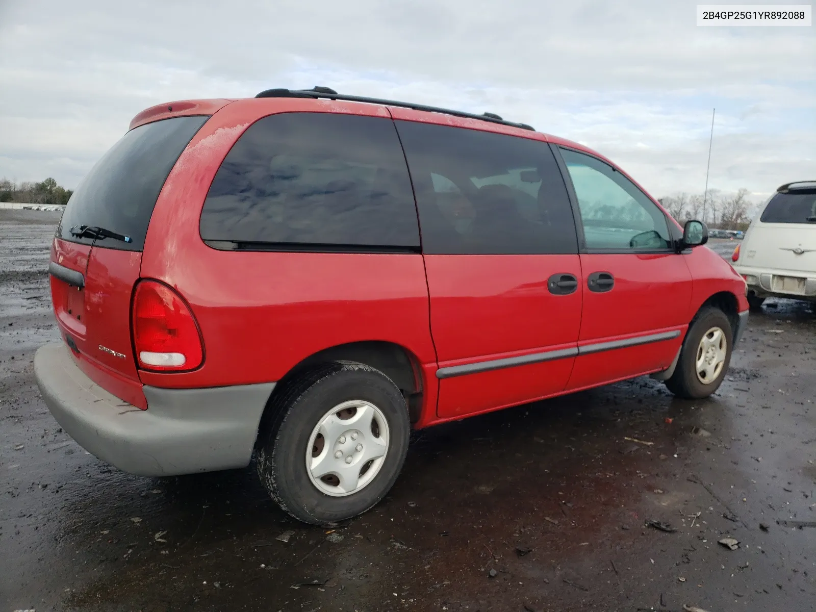 2000 Dodge Caravan VIN: 2B4GP25G1YR892088 Lot: 78758873