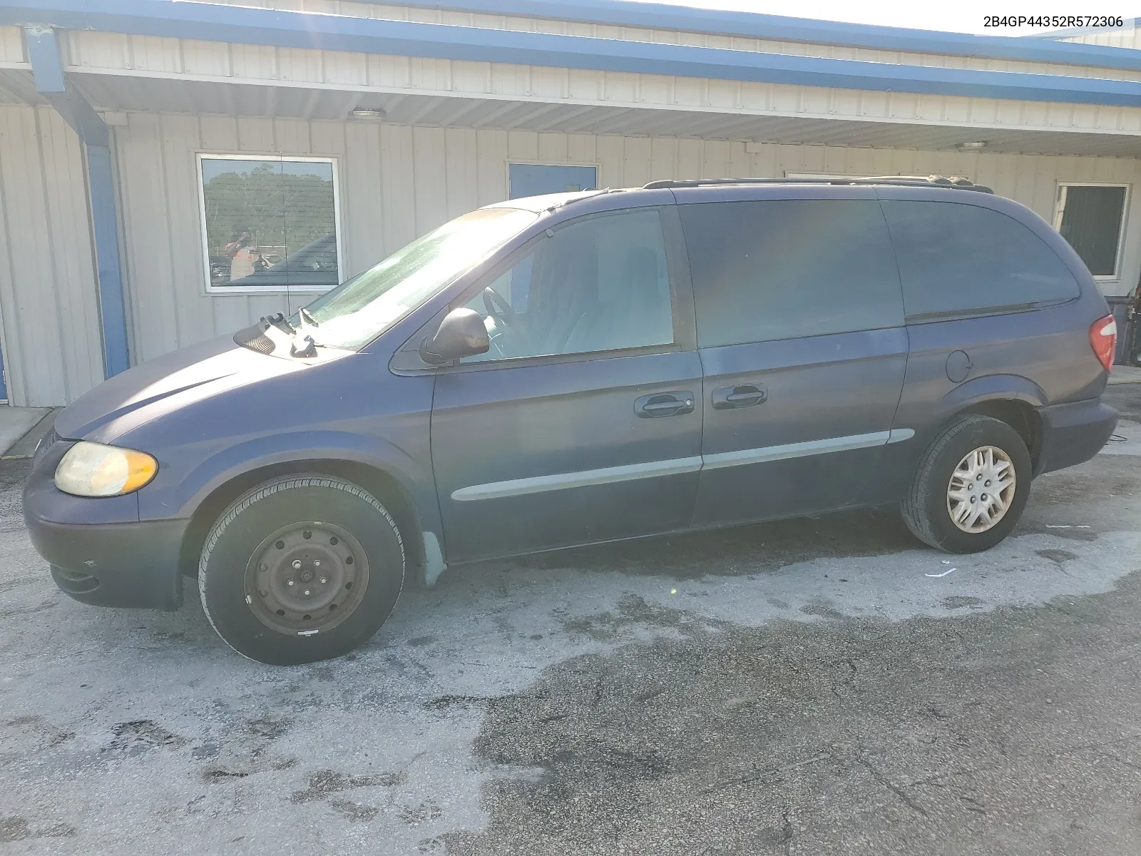 2B4GP44352R572306 2002 Dodge Grand Caravan Sport