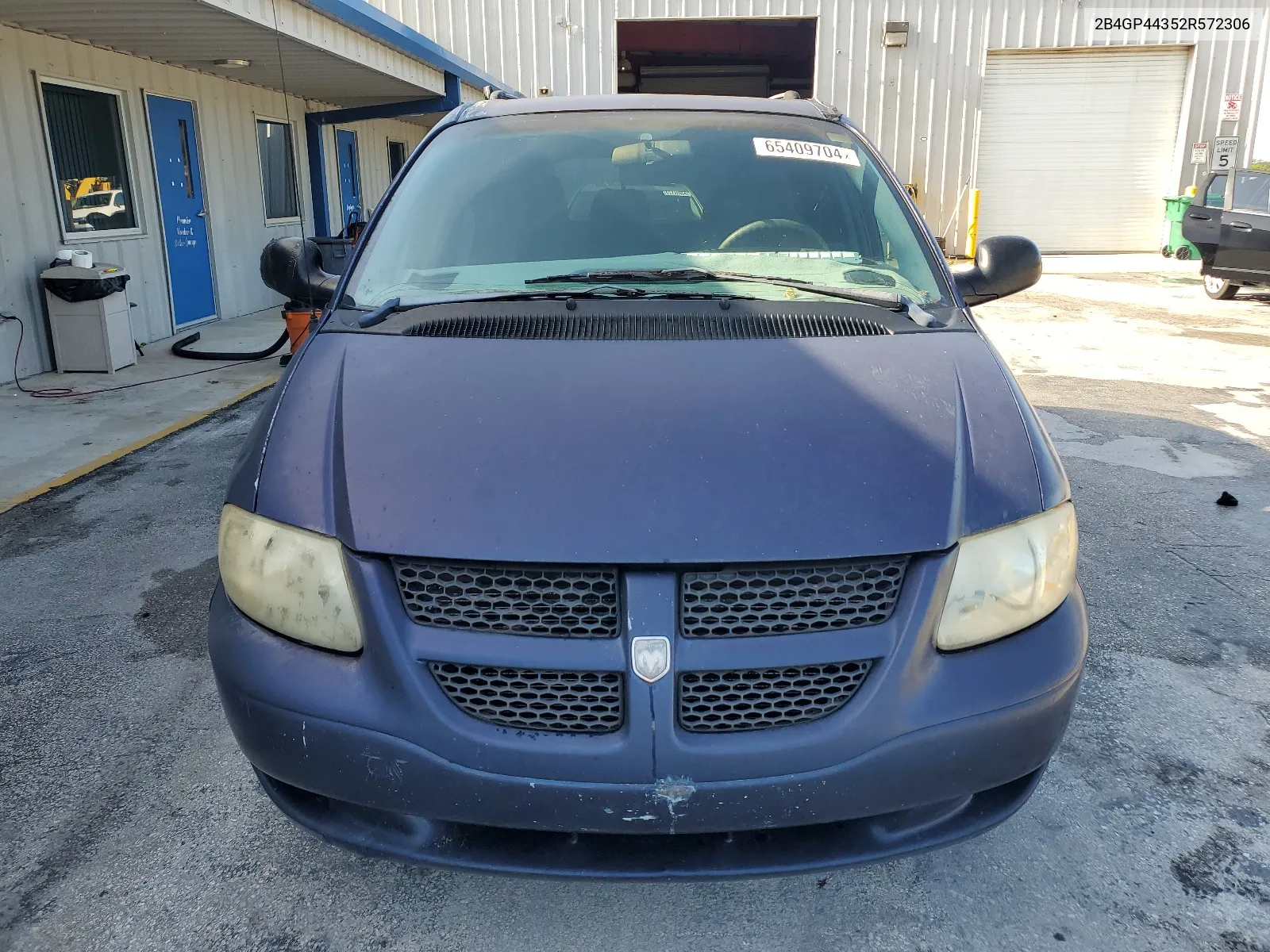 2B4GP44352R572306 2002 Dodge Grand Caravan Sport