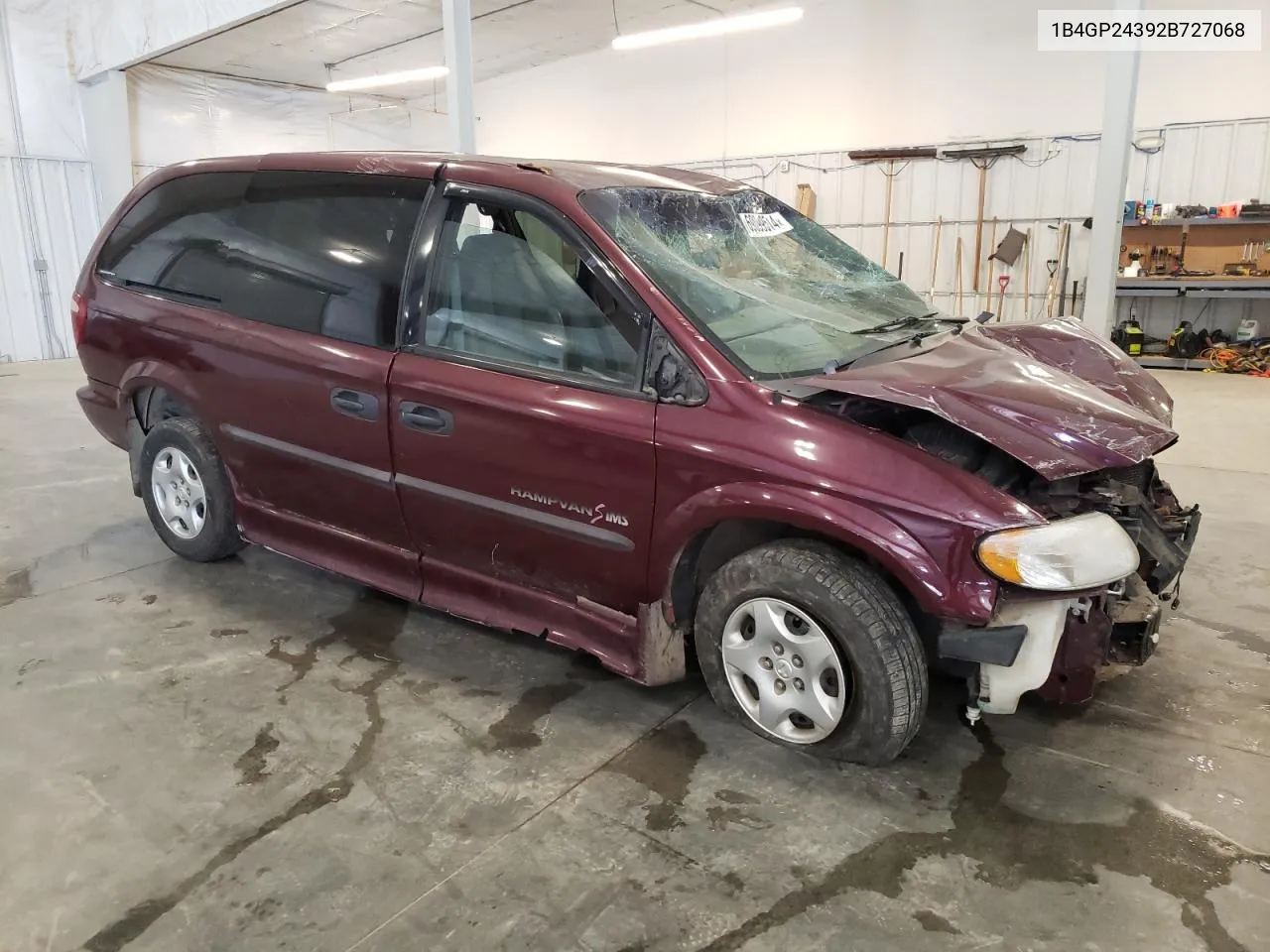 1B4GP24392B727068 2002 Dodge Grand Caravan Se