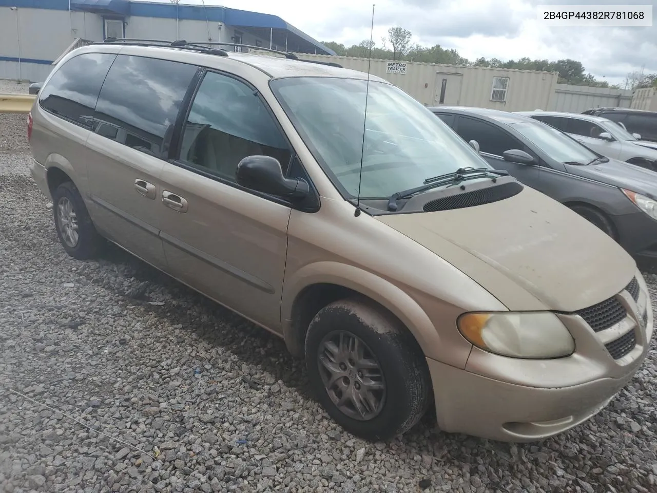 2002 Dodge Grand Caravan Sport VIN: 2B4GP44382R781068 Lot: 70674984