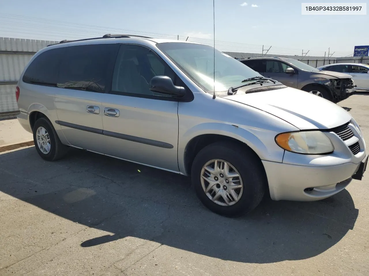 2002 Dodge Grand Caravan El VIN: 1B4GP34332B581997 Lot: 72056574