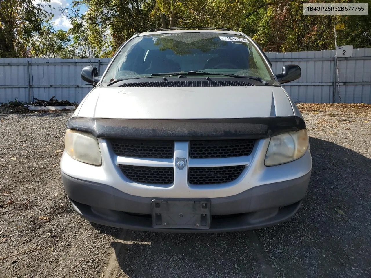 2002 Dodge Caravan Se VIN: 1B4GP25R32B677755 Lot: 74632374