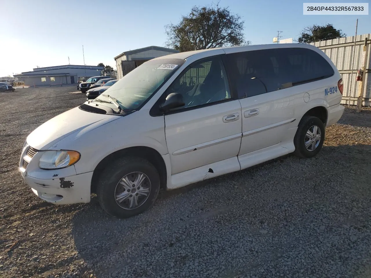 2002 Dodge Grand Caravan Sport VIN: 2B4GP44332R567833 Lot: 77581834