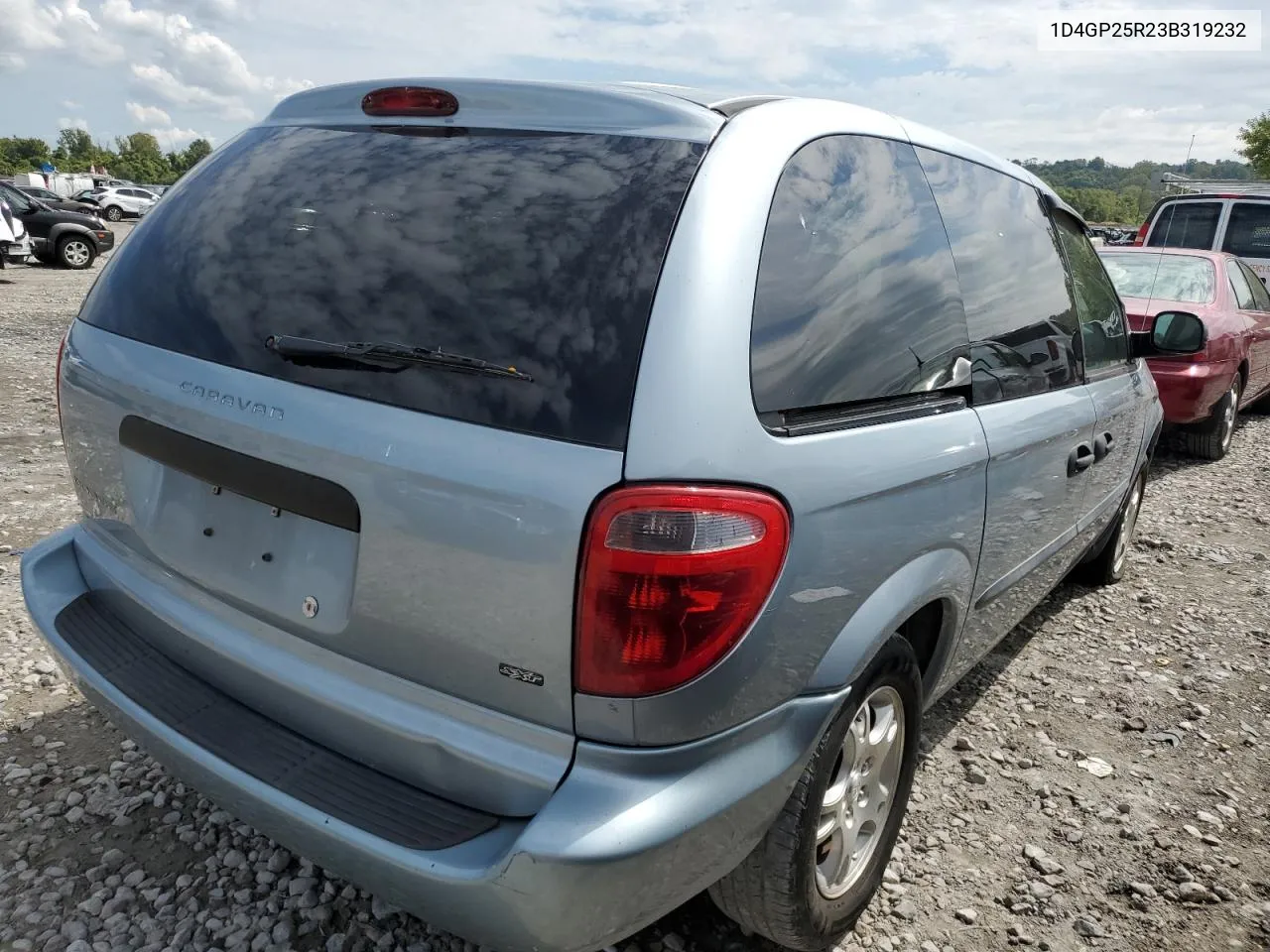 2003 Dodge Caravan Se VIN: 1D4GP25R23B319232 Lot: 70217084