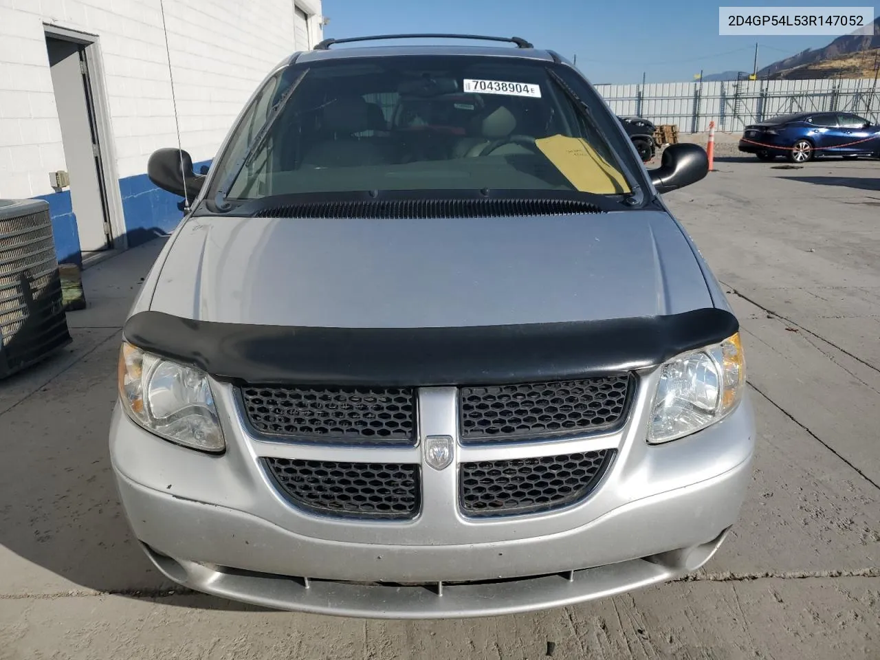 2003 Dodge Grand Caravan Es VIN: 2D4GP54L53R147052 Lot: 70438904