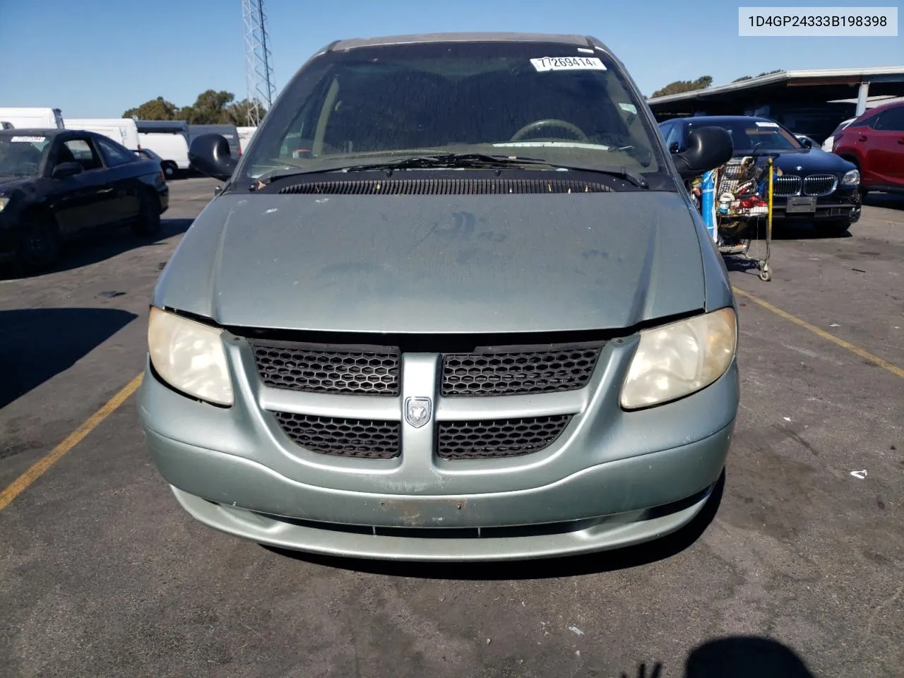 2003 Dodge Grand Caravan Se VIN: 1D4GP24333B198398 Lot: 77269414