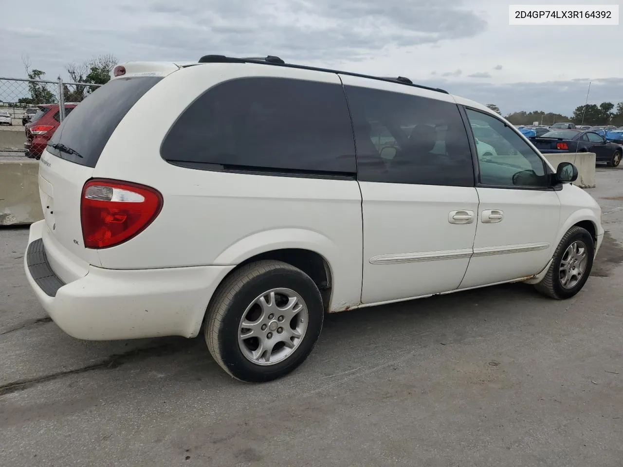 2003 Dodge Grand Caravan Ex VIN: 2D4GP74LX3R164392 Lot: 81423744