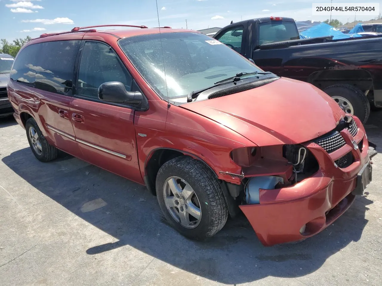 2004 Dodge Grand Caravan Sxt VIN: 2D4GP44L54R570404 Lot: 56646824