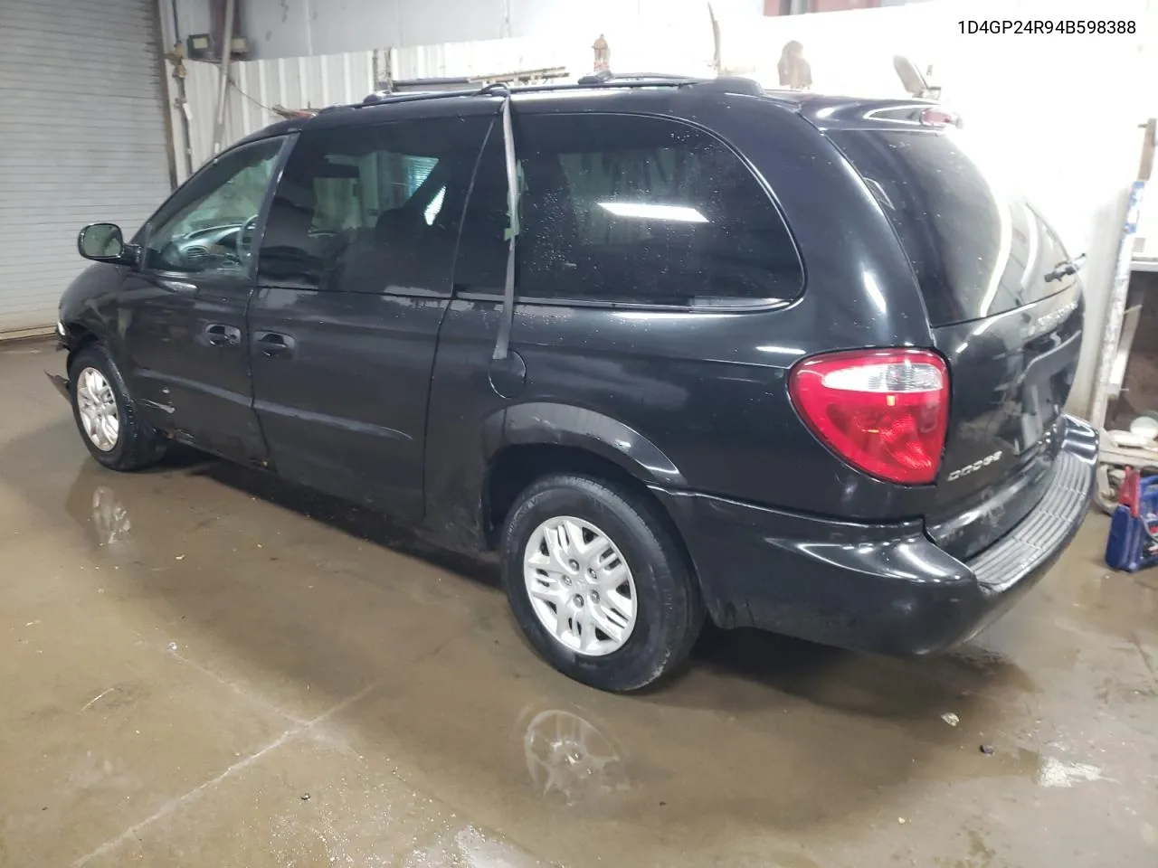 2004 Dodge Grand Caravan Se VIN: 1D4GP24R94B598388 Lot: 76607534