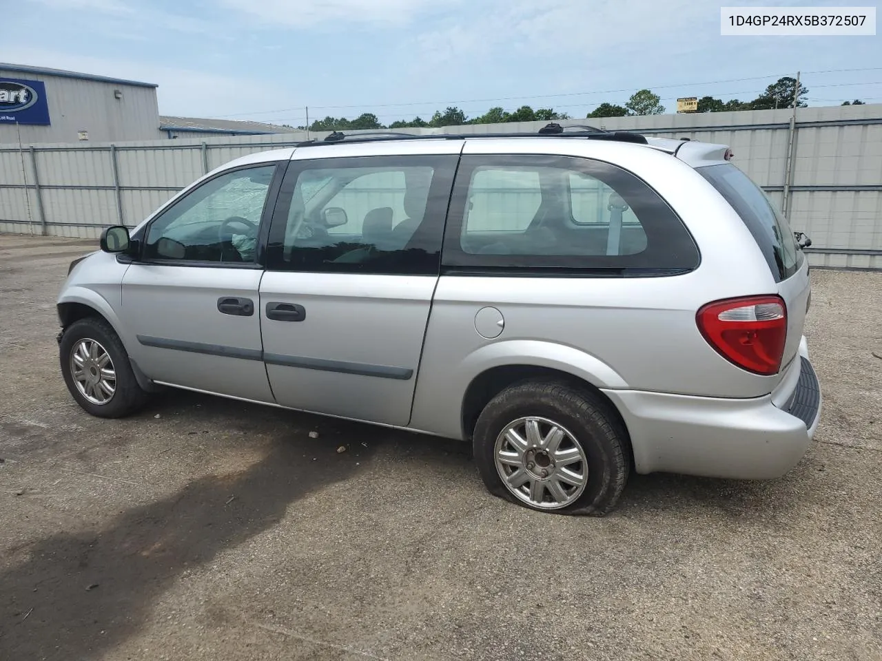 2005 Dodge Grand Caravan Se VIN: 1D4GP24RX5B372507 Lot: 58087344