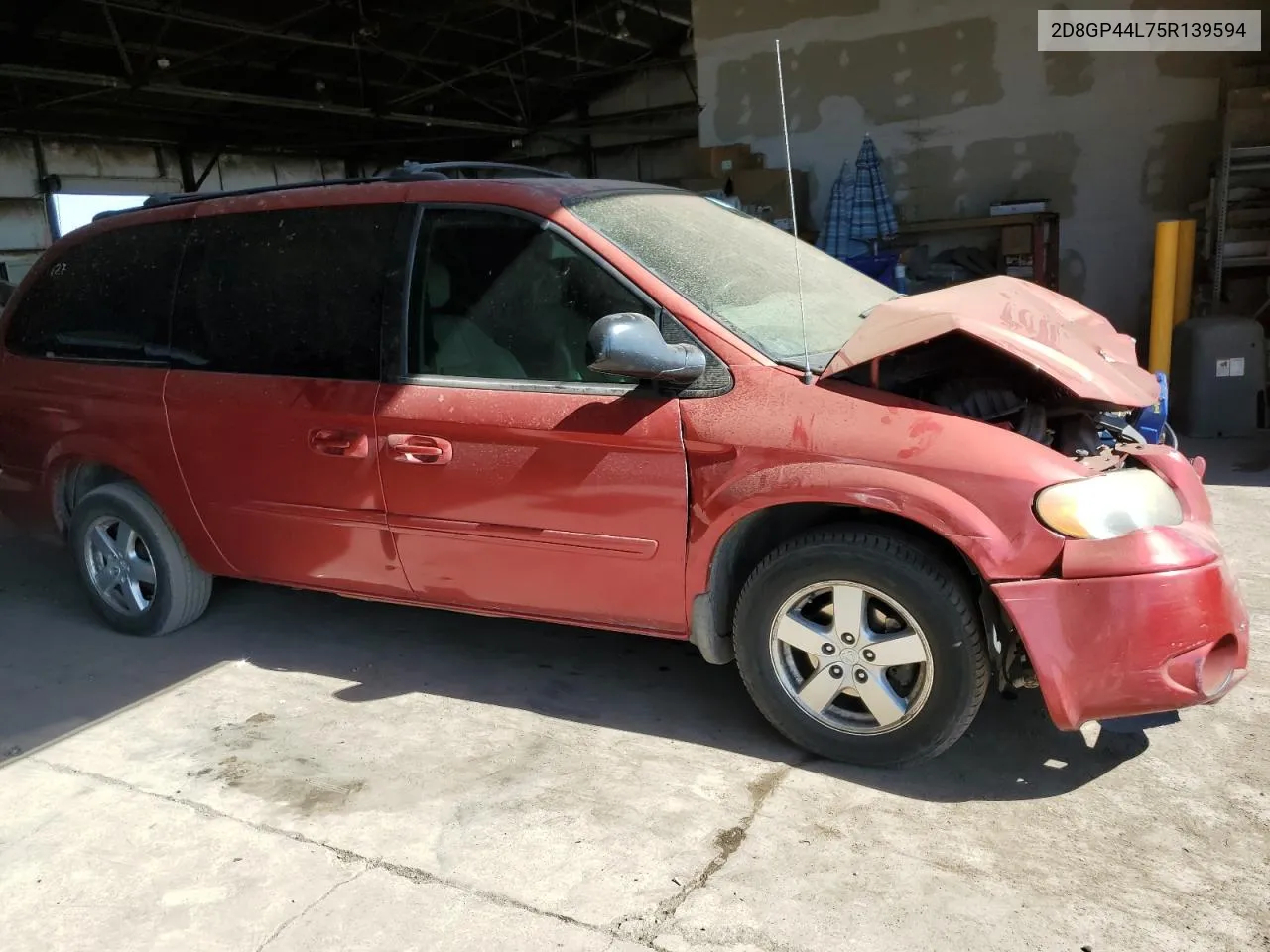 2005 Dodge Grand Caravan Sxt VIN: 2D8GP44L75R139594 Lot: 59492634