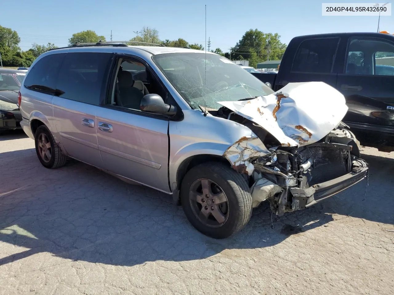 2005 Dodge Grand Caravan Sxt VIN: 2D4GP44L95R432690 Lot: 67073083