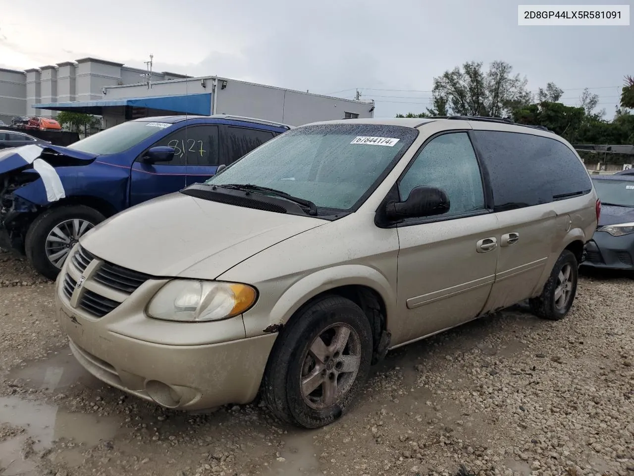 2005 Dodge Grand Caravan Sxt VIN: 2D8GP44LX5R581091 Lot: 67844174