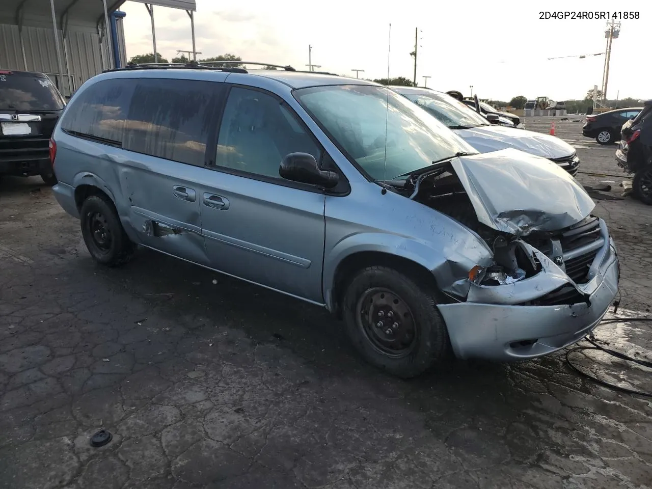 2005 Dodge Grand Caravan Se VIN: 2D4GP24R05R141858 Lot: 68324054