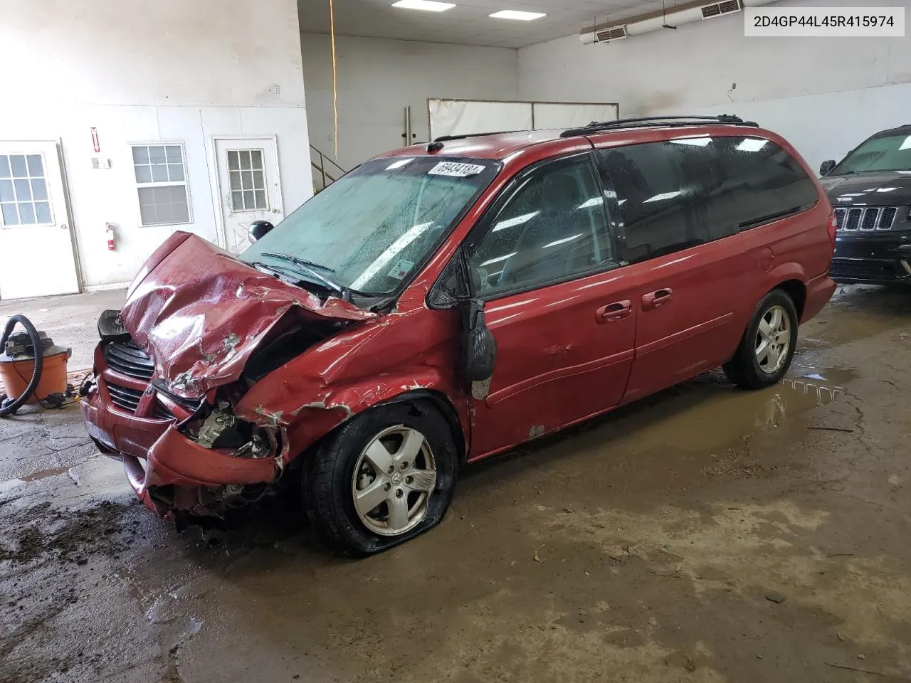 2005 Dodge Grand Caravan Sxt VIN: 2D4GP44L45R415974 Lot: 69434184