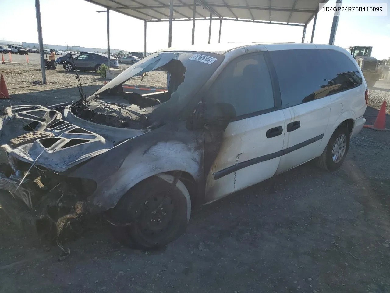 2005 Dodge Grand Caravan Se VIN: 1D4GP24R75B415099 Lot: 71388554