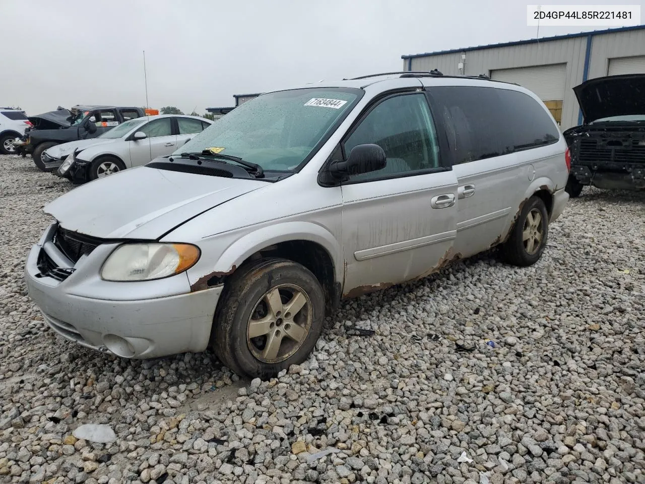 2005 Dodge Grand Caravan Sxt VIN: 2D4GP44L85R221481 Lot: 71634844