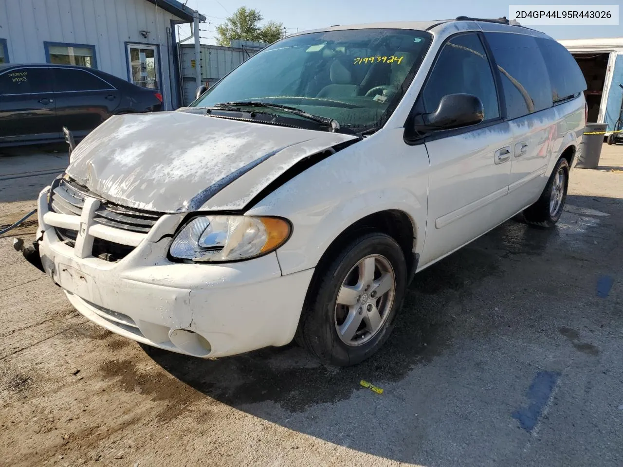 2005 Dodge Grand Caravan Sxt VIN: 2D4GP44L95R443026 Lot: 71993924