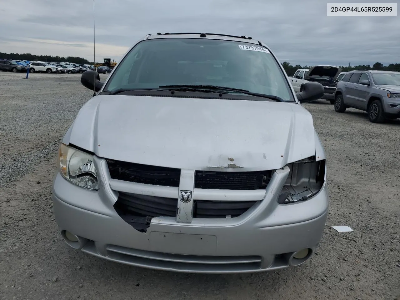 2005 Dodge Grand Caravan Sxt VIN: 2D4GP44L65R525599 Lot: 73297944