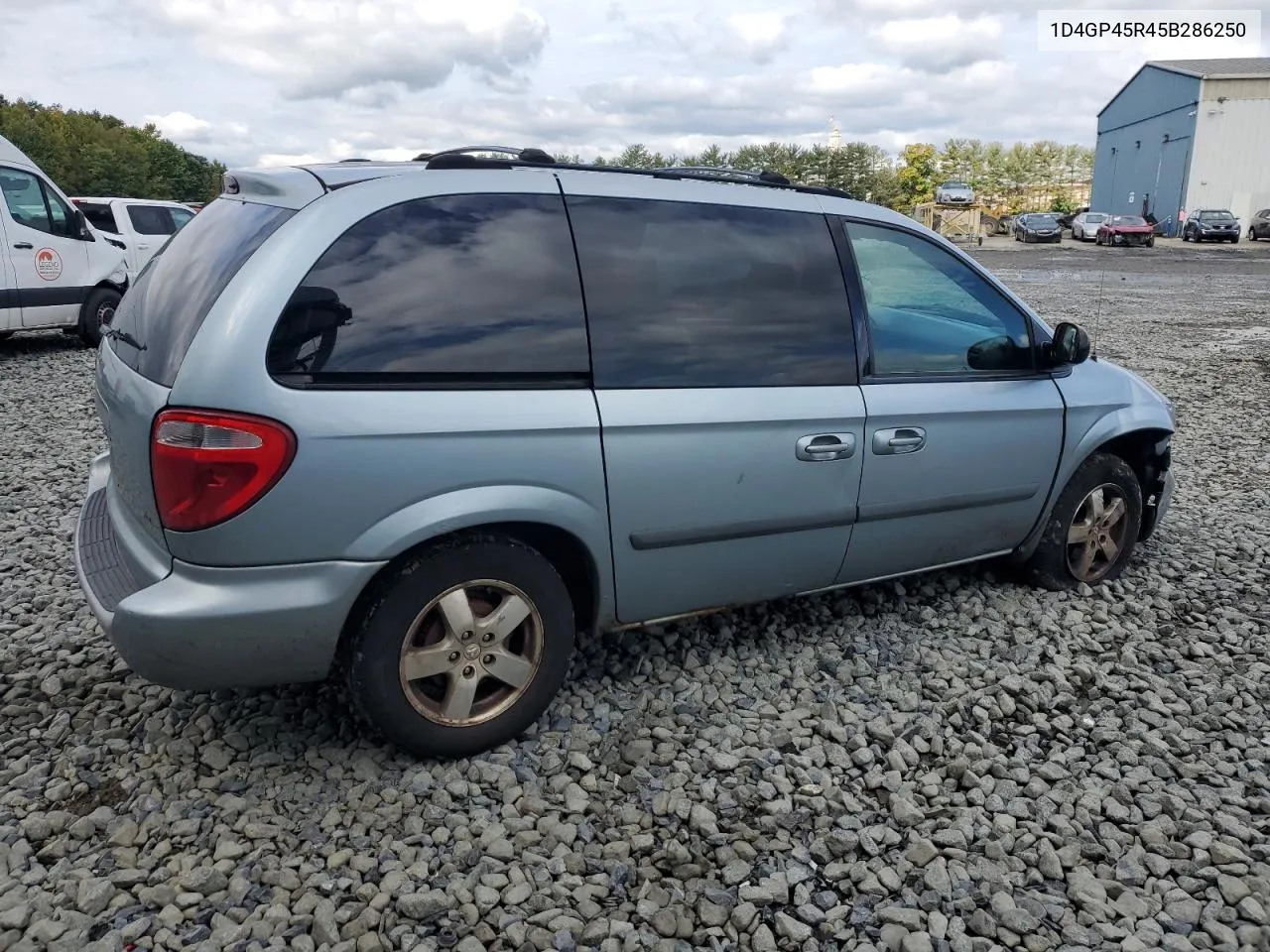 2005 Dodge Caravan Sxt VIN: 1D4GP45R45B286250 Lot: 73658654