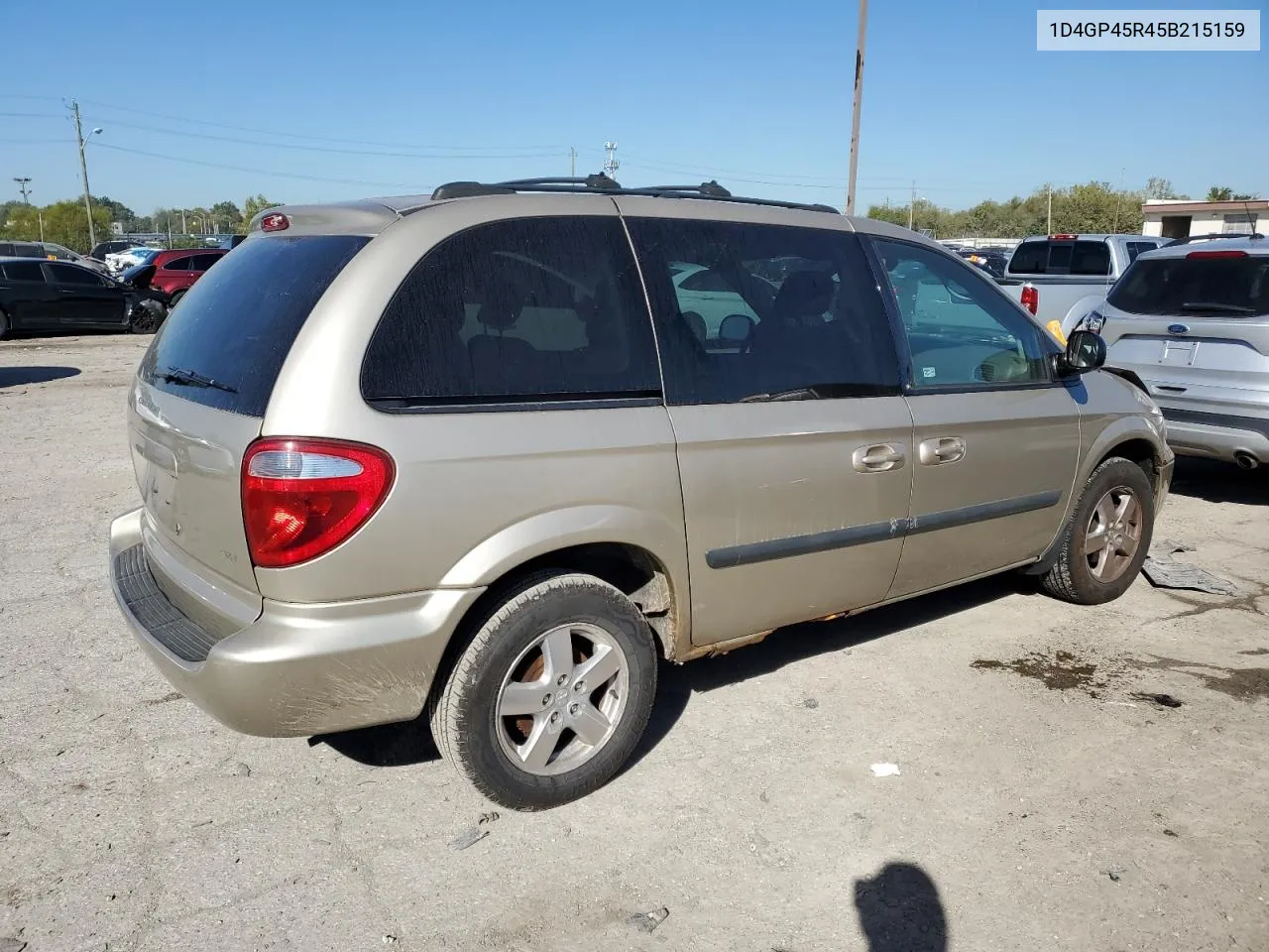 2005 Dodge Caravan Sxt VIN: 1D4GP45R45B215159 Lot: 74253534