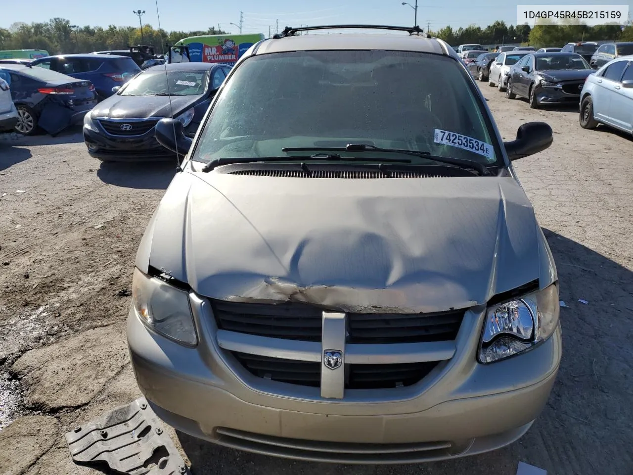 2005 Dodge Caravan Sxt VIN: 1D4GP45R45B215159 Lot: 74253534