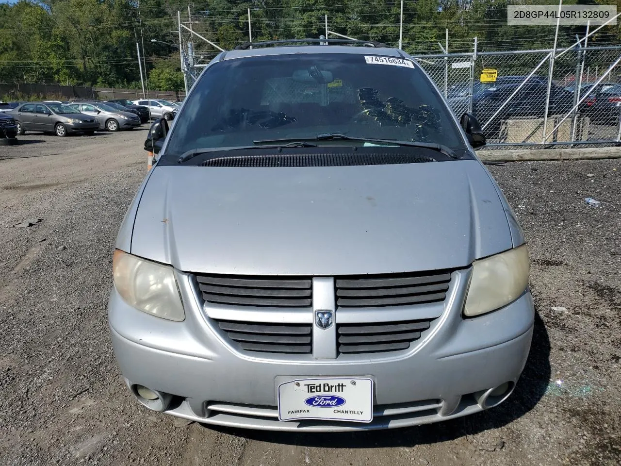 2005 Dodge Grand Caravan Sxt VIN: 2D8GP44L05R132809 Lot: 74516634