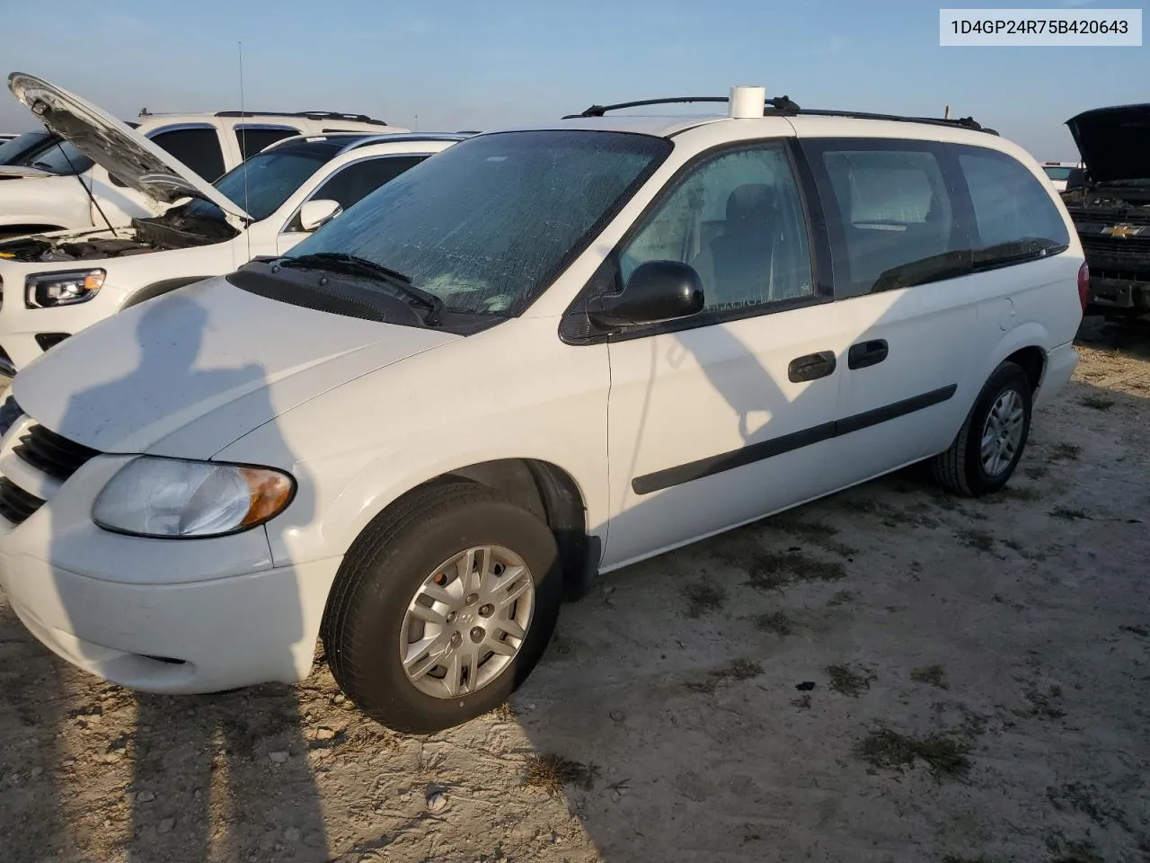 2005 Dodge Grand Caravan Se VIN: 1D4GP24R75B420643 Lot: 74559064