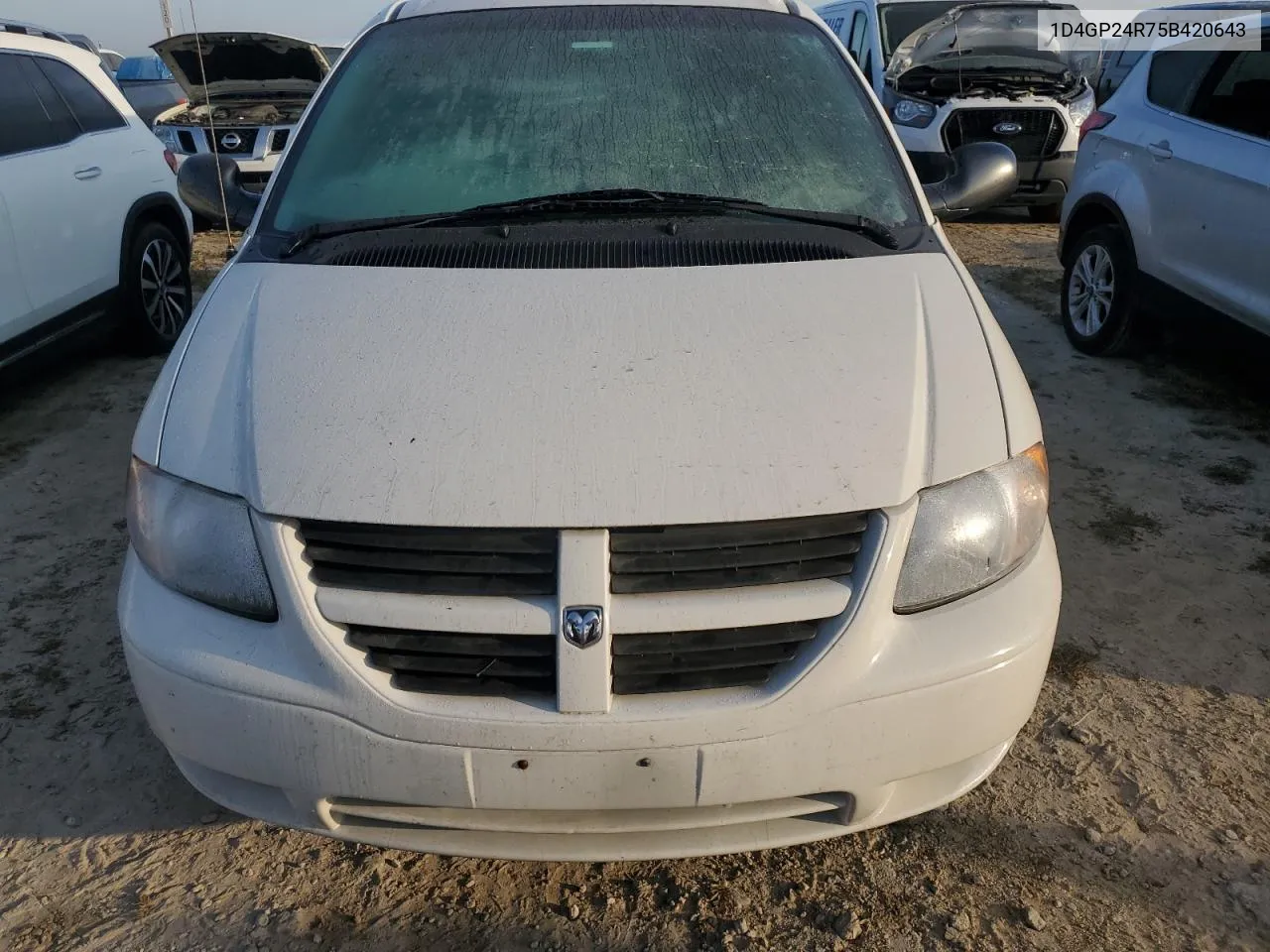 1D4GP24R75B420643 2005 Dodge Grand Caravan Se