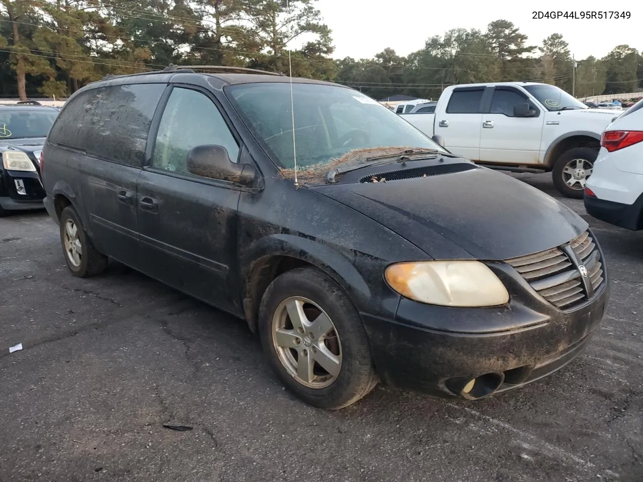 2005 Dodge Grand Caravan Sxt VIN: 2D4GP44L95R517349 Lot: 76196904