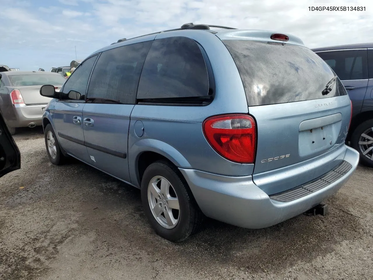 2005 Dodge Caravan Sxt VIN: 1D4GP45RX5B134831 Lot: 76409394